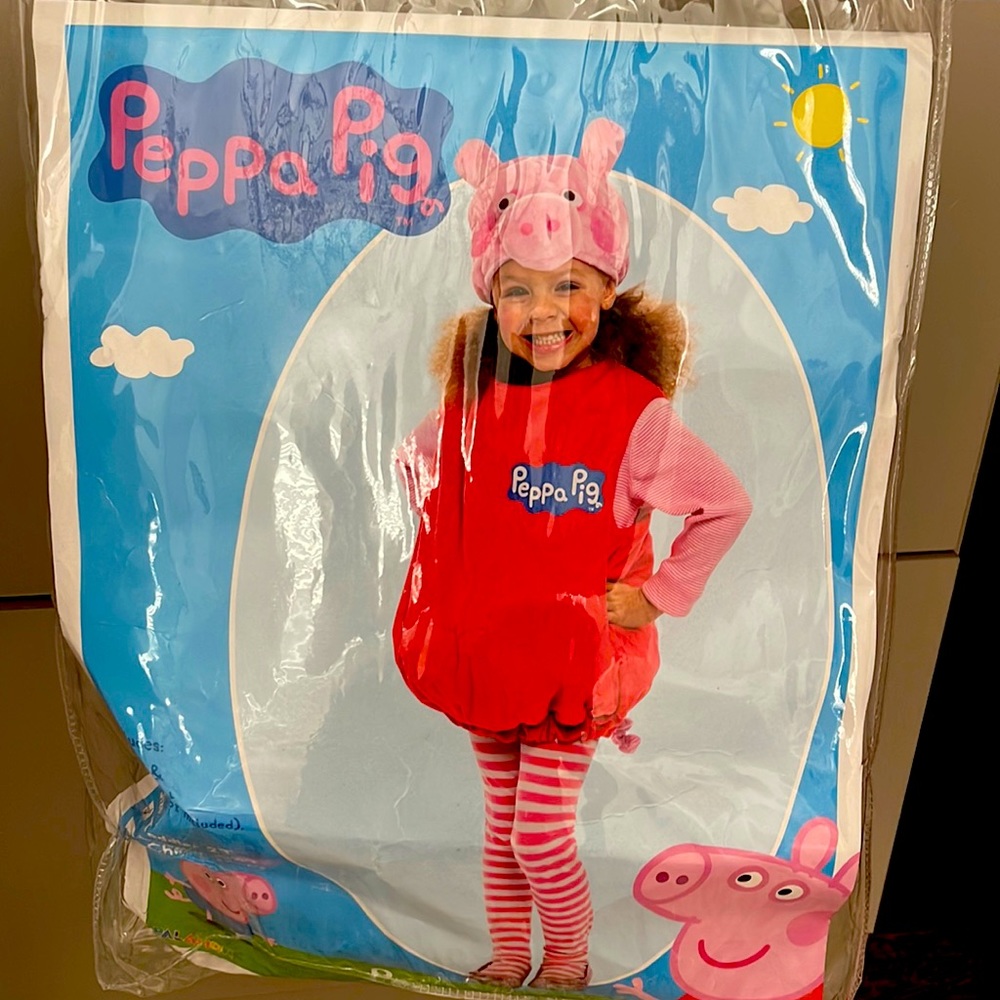 Peppa pig costume